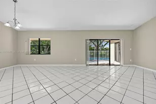 15600 Gauntlet Hall Manor, Davie, FL 33331 - Photo 13
