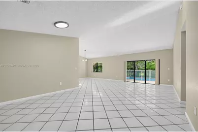 15600 Gauntlet Hall Mnr, Davie, FL 33331 - Photo 15