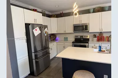 [Address not provided], West Palm Beach, FL 33417 - Photo 5
