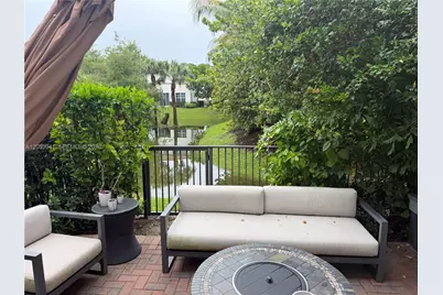 4610 Tara Cove Way, West Palm Beach, FL 33417 - Photo 9