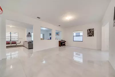4416 SW 174th Ave, Miramar, FL 33029 - Photo 7