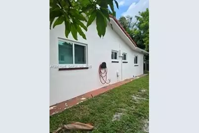 5802 NW 87th Way, Tamarac, FL 33321 - Photo 7
