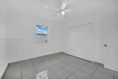 451 E 37th St #451, Hialeah, FL 33013 - Photo 15
