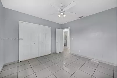 451 E 37th St #451, Hialeah, FL 33013 - Photo 21