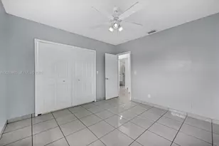 451 E 37th St, Hialeah, FL 33013 - Photo 21