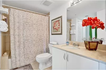 1750 N Bayshore Dr #2911, Miami, FL 33132 - Photo 19