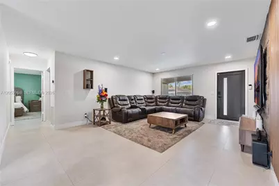 139 Galiano St, Royal Palm Beach, FL 33411 - Photo 11