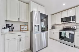 139 Galiano St, Royal Palm Beach, FL 33411 - Photo 19