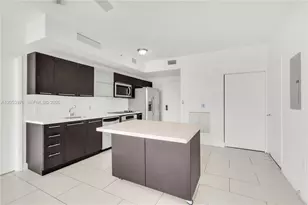 90 SW 3rd St, Miami, FL 33130 - Photo 17