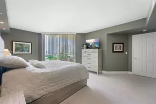 3370 Hidden Bay Dr, Aventura, FL 33180 - Photo 13