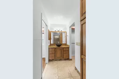 11610 NW 43rd St, Sunrise, FL 33323 - Photo 9