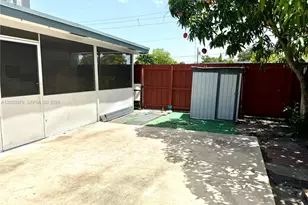 6237 SW 23rd St, Miramar, FL 33023 - Photo 13