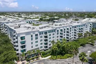 2421 NE 65th St, Fort Lauderdale, FL 33308 - Photo 1