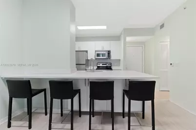 2421 NE 65th St #217, Fort Lauderdale, FL 33308 - Photo 5