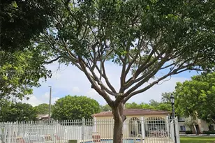 15721 SW 137th Ave, Miami, FL 33177 - Photo 25