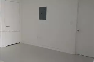500 Brickell Ave, Miami, FL 33131 - Photo 5
