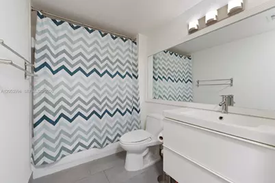 2642 Collins Ave #303, Miami Beach, FL 33140 - Photo 19