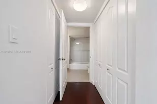 2642 Collins Ave, Miami Beach, FL 33140 - Photo 13