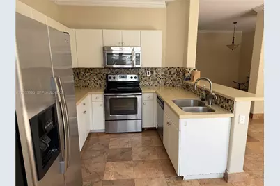 7651 NW 114th Path, Doral, FL 33178 - Photo 13