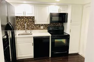 2850 N Palm Aire Dr, Pompano Beach, FL 33069 - Photo 31