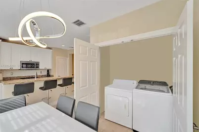 2726 Old Florida Trail, Wilton Manors, FL 33334 - Photo 21
