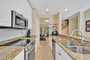 2726 Old Florida Trail, Wilton Manors, FL 33334 - Photo 17