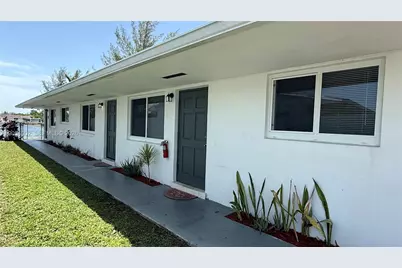 842 SW 2nd St #A, Hallandale Beach, FL 33009 - Photo 3