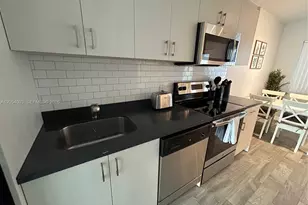 1035 Euclid Ave, Miami Beach, FL 33139 - Photo 13