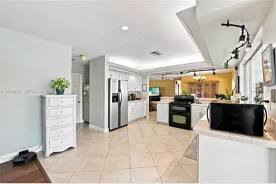 5580 SW 7th St, Plantation, FL 33317 - Photo 21