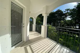 3165 NE 184th St, Aventura, FL 33160 - Photo 13