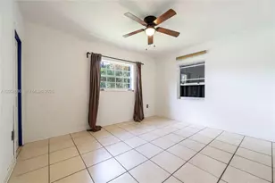 76 NE 170th St, North Miami Beach, FL 33162 - Photo 39