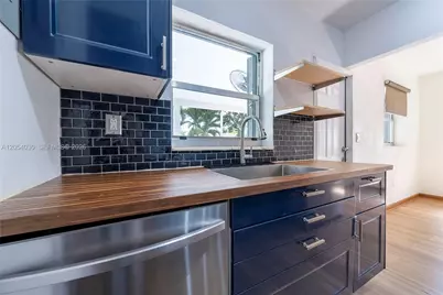 76 NE 170th St, North Miami Beach, FL 33162 - Photo 19