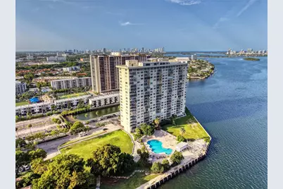 11111 Biscayne Blvd #5A, Miami, FL 33181 - Photo 49