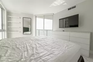 325 S Biscayne Blvd, Miami, FL 33131 - Photo 15