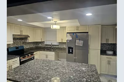 2950 Kirk Rd #2950, Lake Worth, FL 33461 - Photo 1