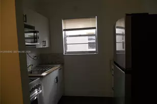 1043 NW 2nd St, Miami, FL 33128 - Photo 5