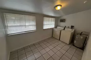 1354 SW 26th Ave, Fort Lauderdale, FL 33312 - Photo 11