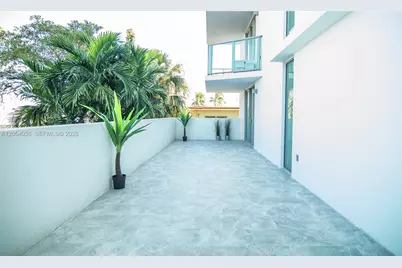 1133 102nd St #303, Bay Harbor Islands, FL 33154 - Photo 13