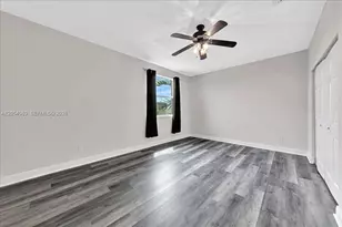 995 SW 147th Ave, Pembroke Pines, FL 33027 - Photo 39