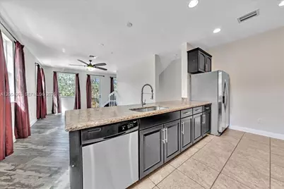 995 SW 147th Ave #2514, Pembroke Pines, FL 33027 - Photo 13