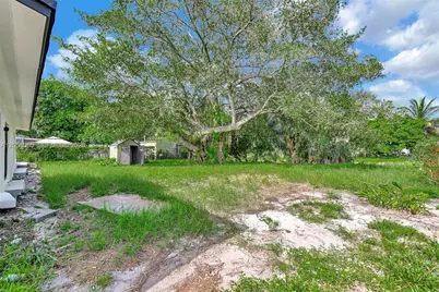 17231 NW 47th Ct, Miami Gardens, FL 33055 - Photo 5