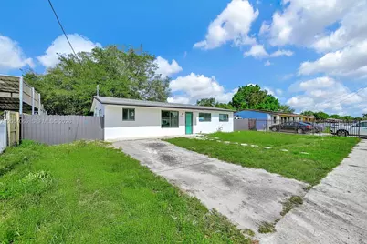 17231 NW 47th Ct, Miami Gardens, FL 33055 - Photo 3