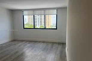 540 Brickell Key Dr, Miami, FL 33131 - Photo 13
