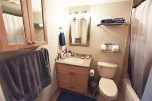 540 Brickell Key Dr, Miami, FL 33131 - Photo 13