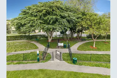 658 NE 193rd Ter, Miami, FL 33179 - Photo 19