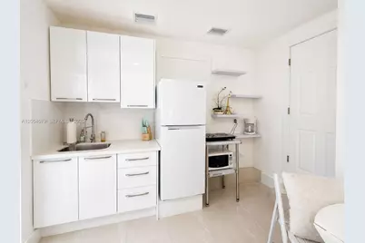 260 NW 132nd Ave #1, Miami, FL 33182 - Photo 3