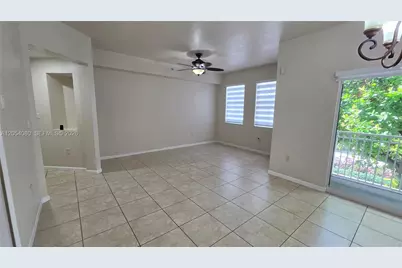 11401 NW 89th St #214, Doral, FL 33178 - Photo 5