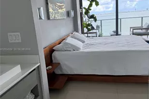 460 NE 28th St, Miami, FL 33137 - Photo 25