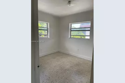 1793 NW 18th Ter #6, Miami, FL 33125 - Photo 9