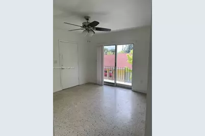 1793 NW 18th Ter #6, Miami, FL 33125 - Photo 3